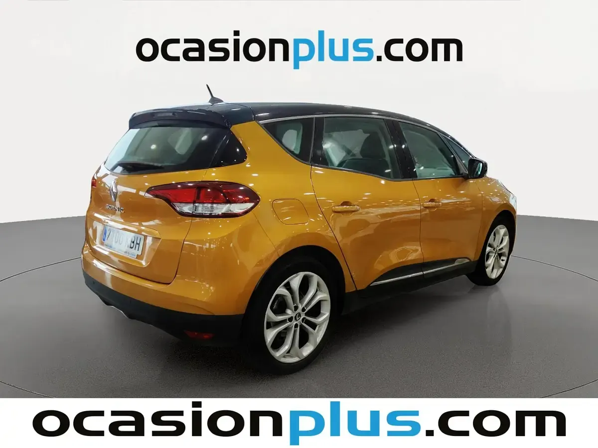 Usado Renault Scenic E-Tech Intens 131 CV (96 kW) 2017 Amarillo Monovolumen
