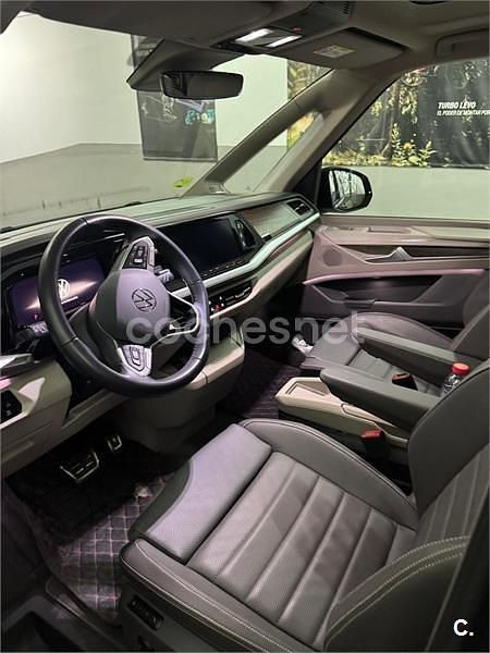 Gris / plata Usado 2024 VW Multivan Van | 57.500 € (Caro) - Imagen 1/4