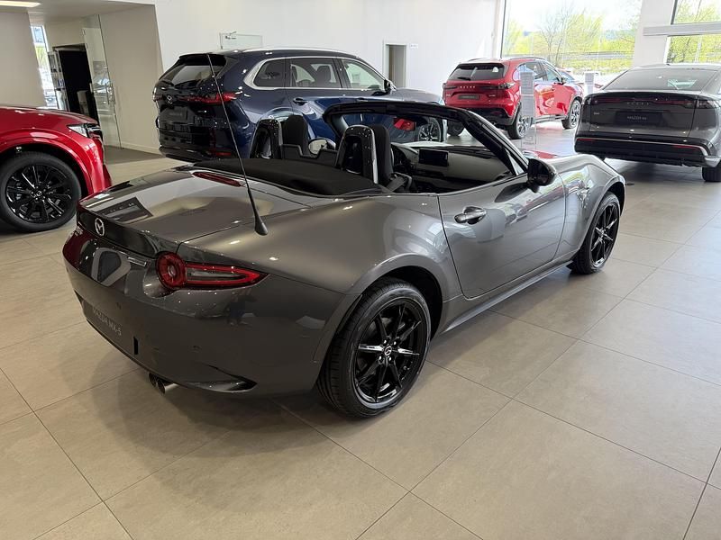 Nuevo Mazda MX5 Prime-Line 132 CV (97 kW) 2026 Gris Descapotable