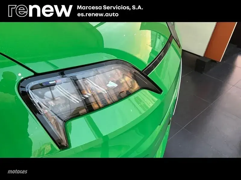 Usado Renault 5 E-Tech Techno 110 kW (150 CV) 2026 Verde Berlina