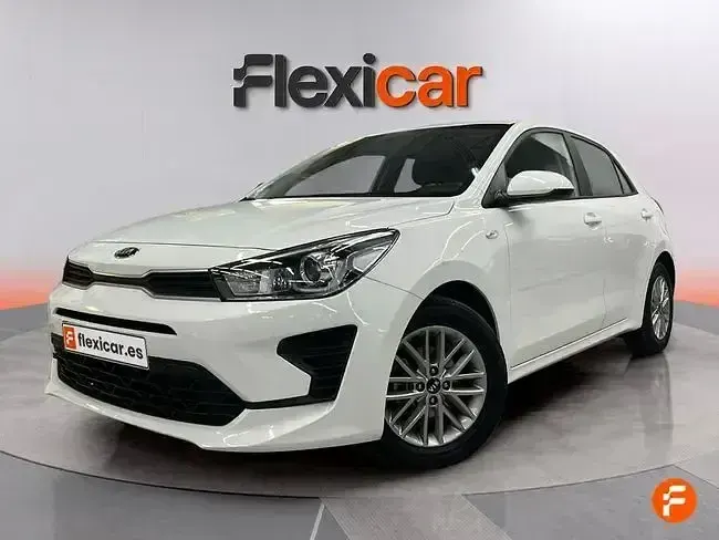 Usado Kia Rio 84 CV (61 kW) 2020 Blanco