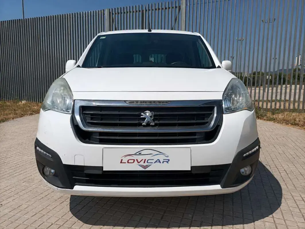 Usado Peugeot TePee Active 99 CV (72 kW) 2016 Blanco Van