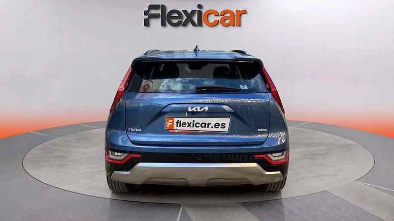 Begagnad Kia Niro 184 HK (135 kW) 2023 Blå SUV
