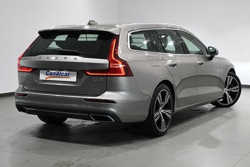 Usado Volvo V60 Inscription 190 CV (139 kW) 2019 Beige Familiar