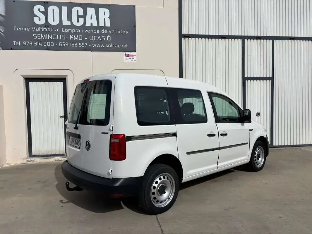 Usado VW Caddy Business 122 CV (89 kW) 2018 Blanco Monovolumen