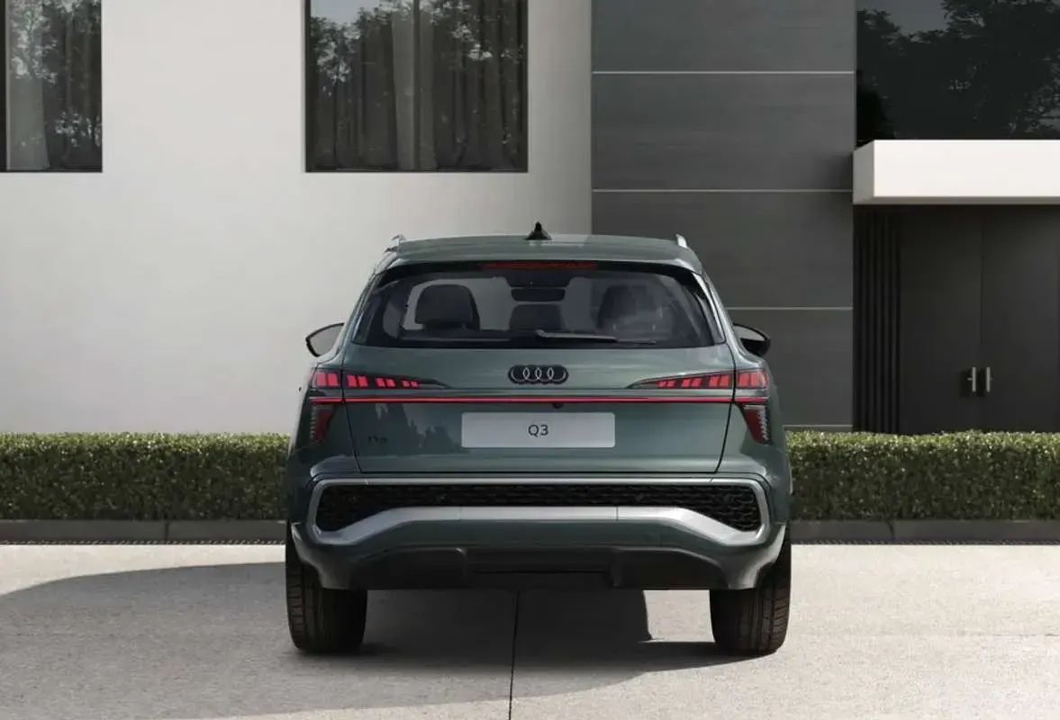 Nuevo Audi Q3 S-Line 272 CV (200 kW) 2026 Verde SUV