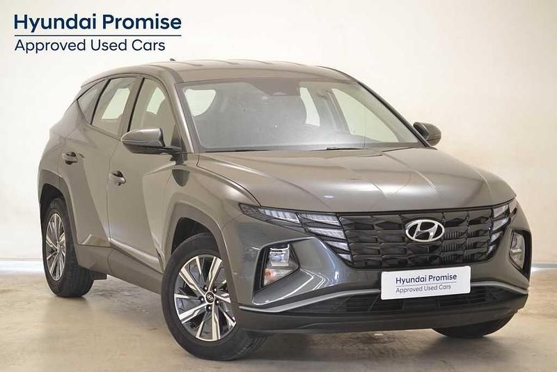 Usado Hyundai Tucson 160 CV (117 kW) 2025 Gris/plata SUV