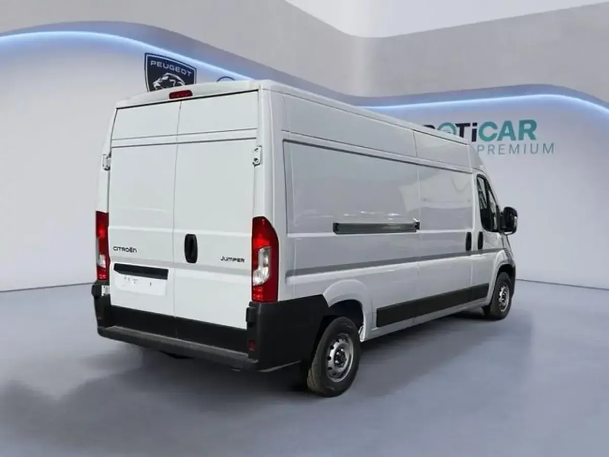 Nuevo Citroën Jumper 140 CV (102 kW) 2026 Blanco Monovolumen