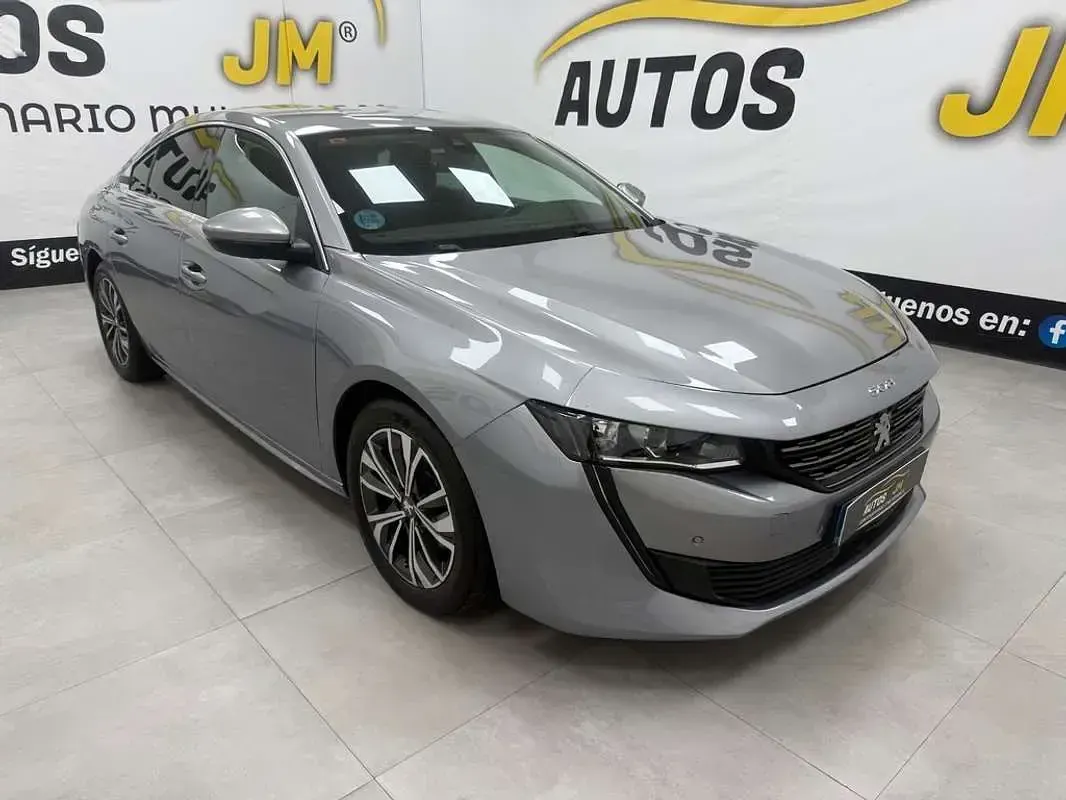 Usado Peugeot 508 Allure 131 CV (96 kW) 2022 Gris Berlina