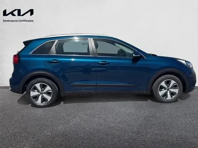 Usado Kia Niro 141 CV (103 kW) 2017 Sedán SUV