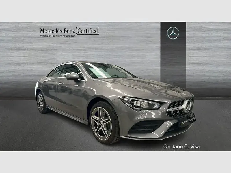 Usado Mercedes CLA250e 218 CV (160 kW) 2023 Gris / plata Coupe