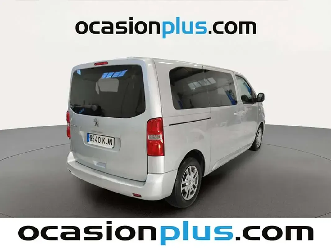 Usado Peugeot Traveller Business-Line 116 CV (85 kW) 2018 Gris Monovolumen