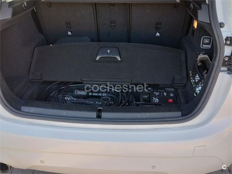 Blanco Usado 2019 BMW 225 Active Tourer iPerformance Monovolumen | 18.900 € (Precio justo) - Imagen 1/4
