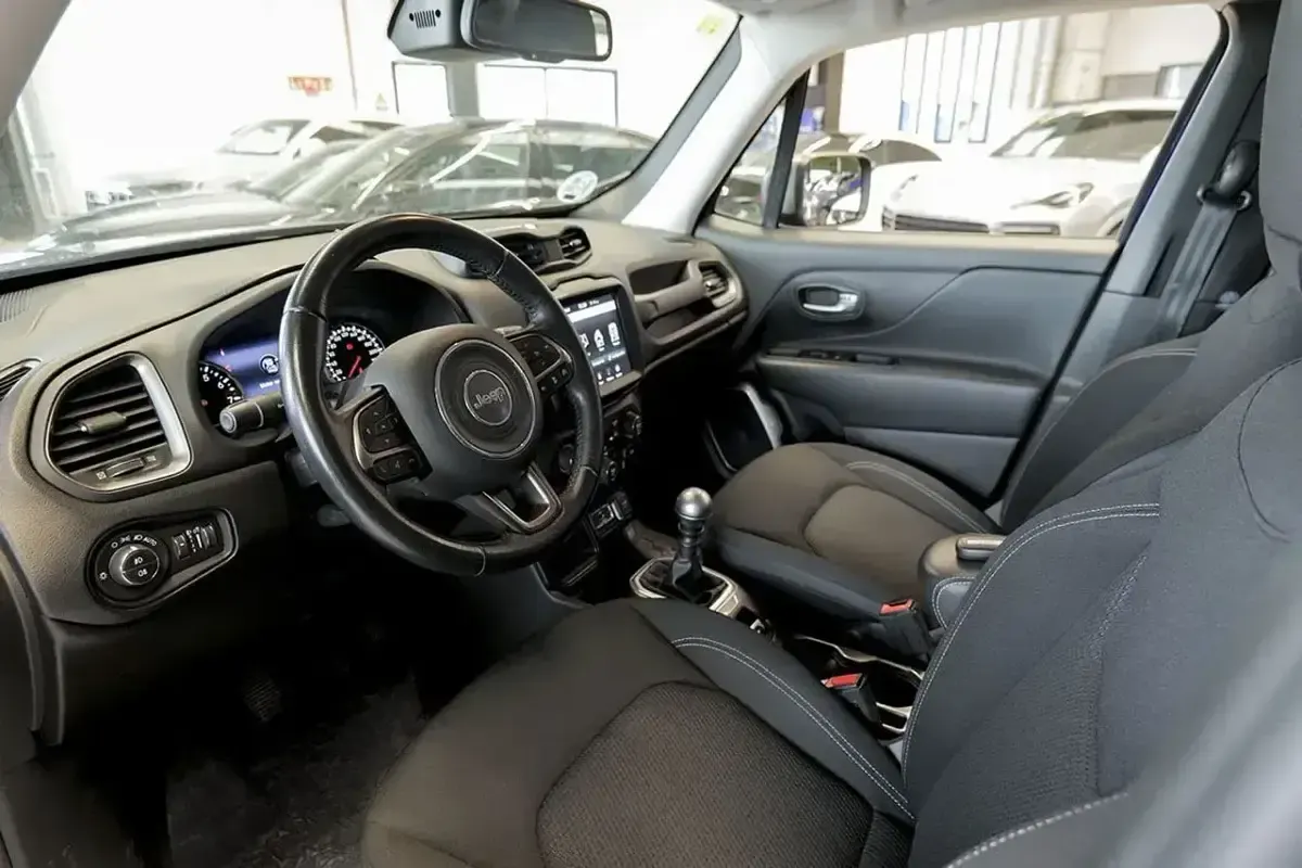 Usado Jeep Renegade Limited 120 CV (88 kW) 2020 Azul SUV