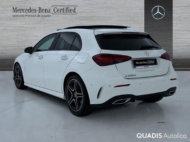 Usado Mercedes A200 150 CV (110 kW) 2024 Blanco polar