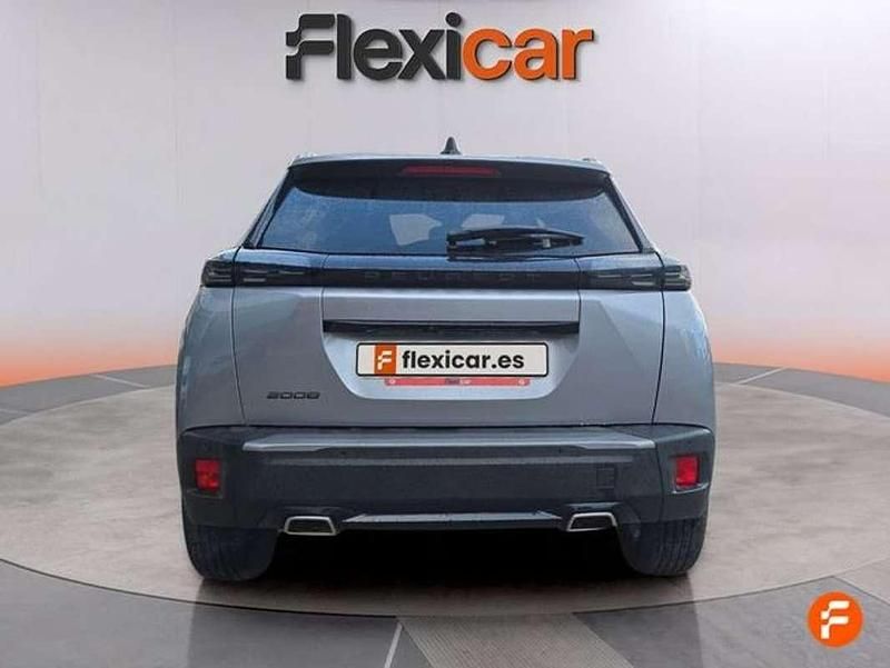 Usado Peugeot 2008 Allure 131 CV (96 kW) 2024 Gris SUV