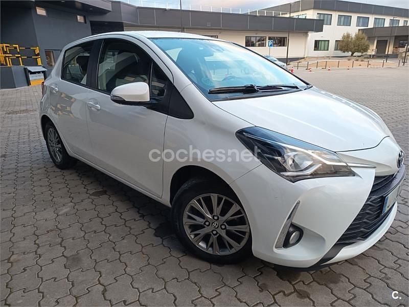 Brugt Toyota Yaris Active 111 HK (81 kW) 2020 Hvid Sedan