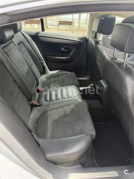Usado VW CC 140 CV (102 kW) 2013 Gris / plata Berlina