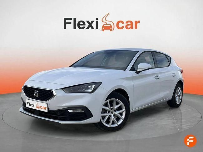 Usado Seat Leon Style 115 CV (84 kW) 2024 Blanco Berlina