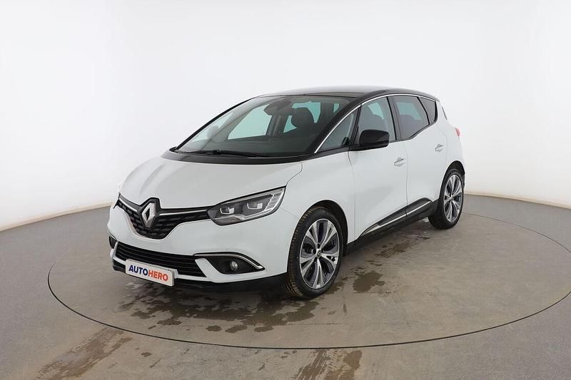 Usado Renault Grand Scénic IV Zen 120 CV (88 kW) 2021 Blanco Monovolumen