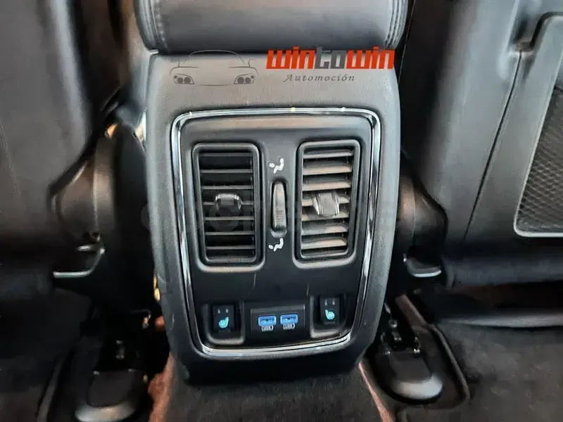 Usado Jeep Grand Cherokee Overland 250 CV (183 kW) 2020 Gris / plata SUV
