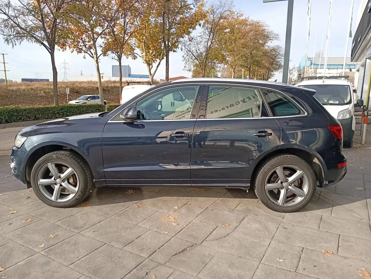 Usado Audi Q5 Ambition 245 CV (180 kW) 2014 Azul SUV