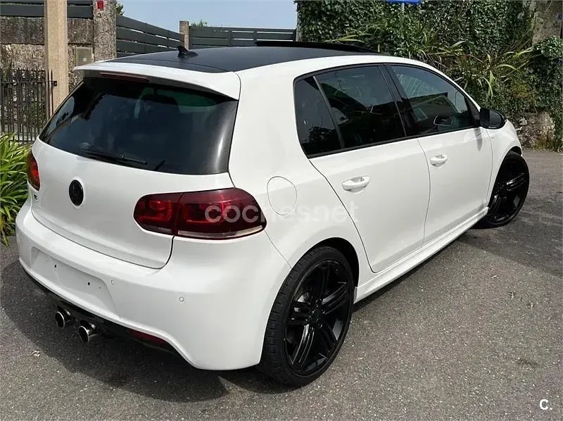 Usado VW Golf VI R 270 CV (198 kW) 2011 Blanco Utilitario