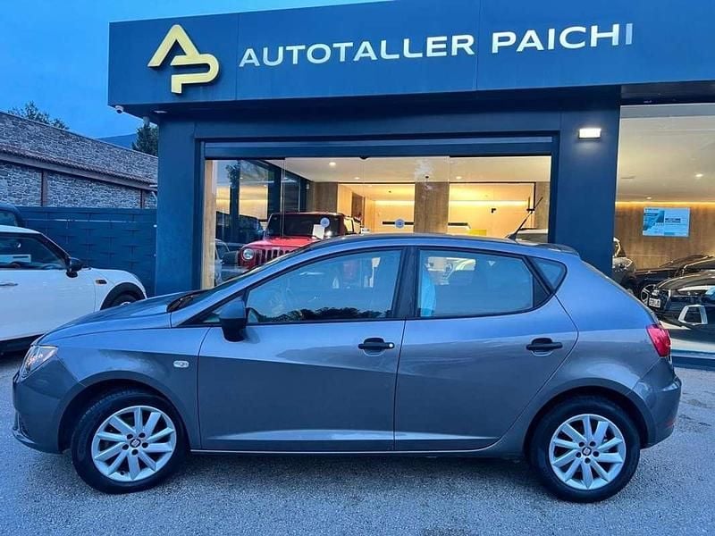 Usado Seat Ibiza Reference 90 CV (66 kW) 2016 Gris Utilitario