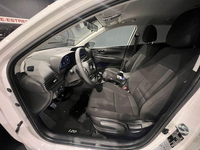Nuevo Hyundai i20 100 CV (73 kW) 2025 Blanco Utilitario