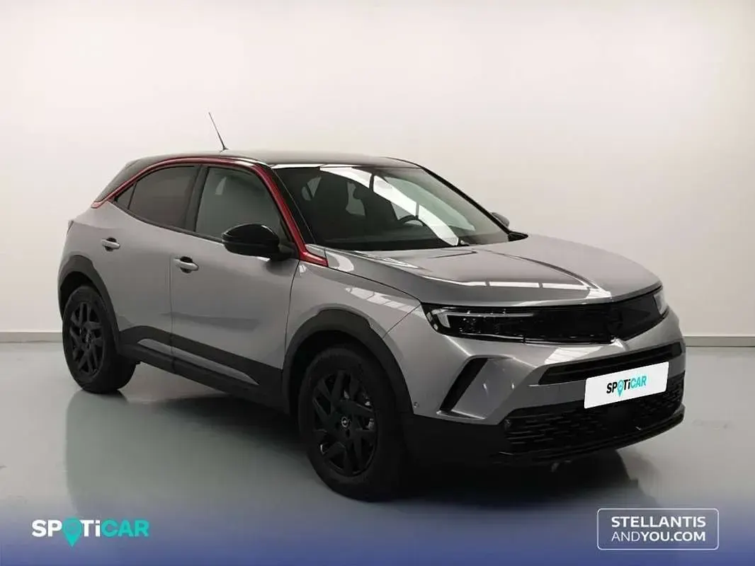 Usado Opel Mokka-e GSe 100 kW (137 CV) 2023 Gris SUV