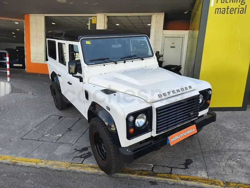Usado Land Rover Defender SE 122 CV (89 kW) 2016 Blanco Familiar