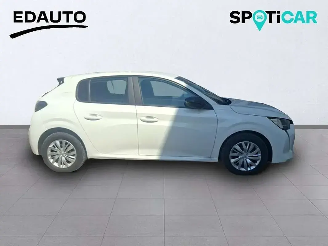 Usado Peugeot 208 Active 102 CV (75 kW) 2022 Blanco Utilitario