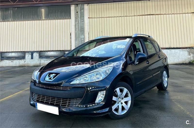 Usado Peugeot 308 SW 110 CV (80 kW) 2010 Negro Familiar