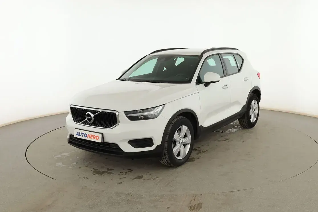 Usado Volvo XC40 Momentum 129 CV (94 kW) 2021 SUV