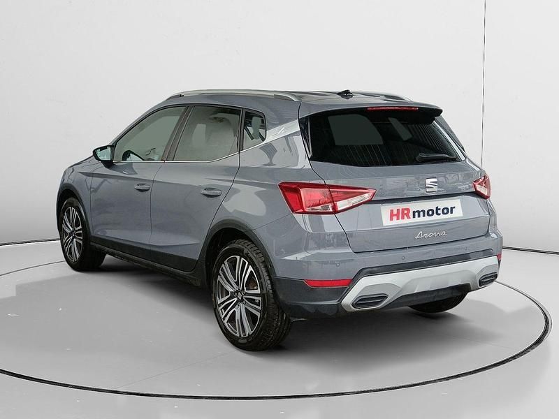 Usado Seat Arona Xperience 115 CV (84 kW) 2025 Gris SUV