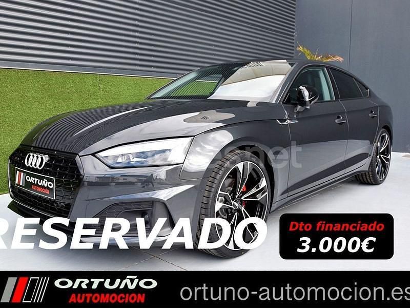 Gris / plata Usado 2022 Audi A5 Berlina | 35.490 € (Precio justo) - Imagen 1/4