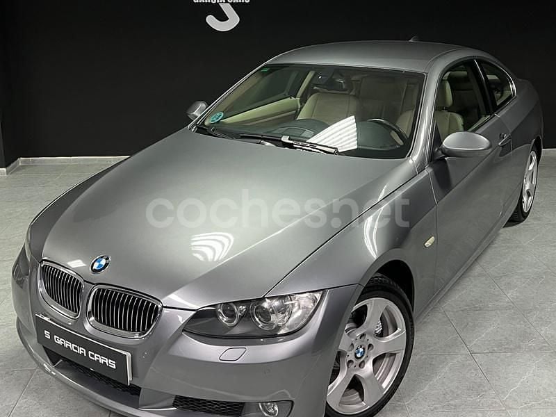 Gris / plata Usado 2007 BMW 325 Sport Line Coupe | 11.999 € (Super precio) - Imagen 1/4