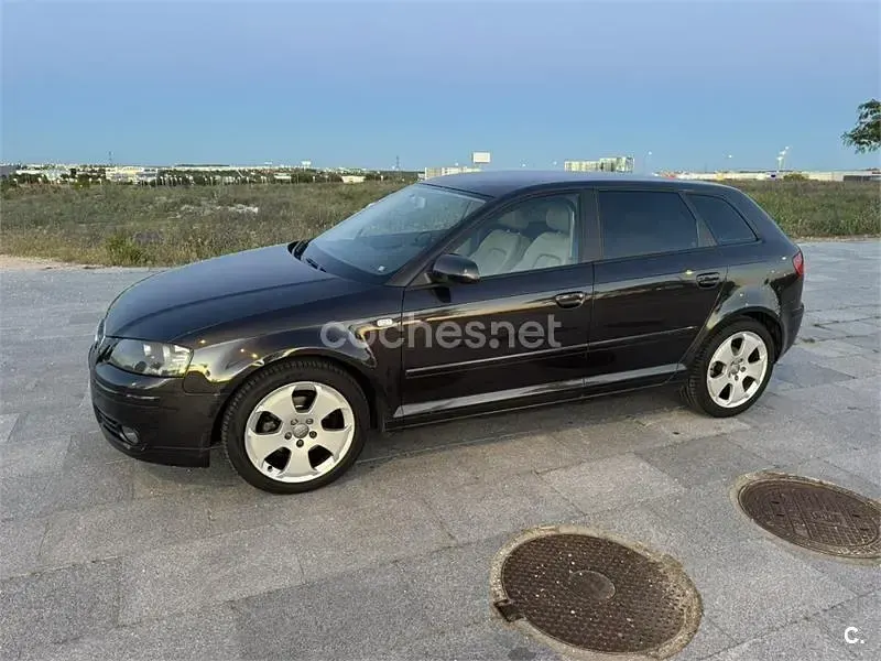 Usado Audi A3 Ambition 105 HP (77 kW) 2007 Preto Citadino