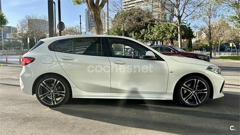 Usado BMW 118 136 CV (100 kW) 2021 Blanco Utilitario