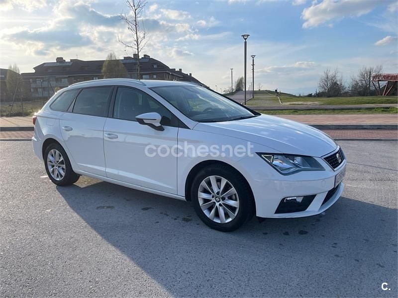 Usado Seat Leon ST Reference 115 CV (84 kW) 2018 Blanco Familiar