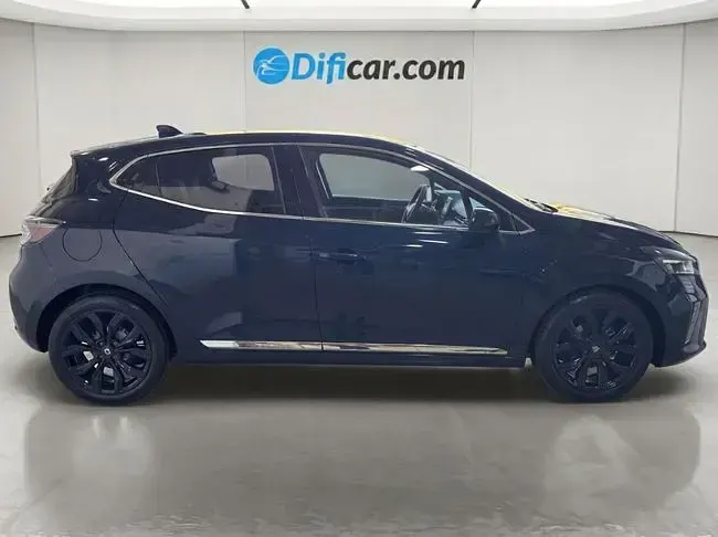 Usado Renault Clio Techno 101 CV (74 kW) 2025 Negro Utilitario