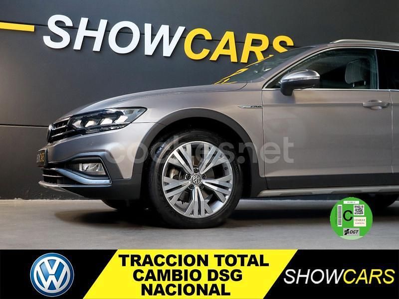 Beige Usado 2020 VW Passat Alltrack Familiar | 27.500 € (Precio justo) - Imagen 1/4