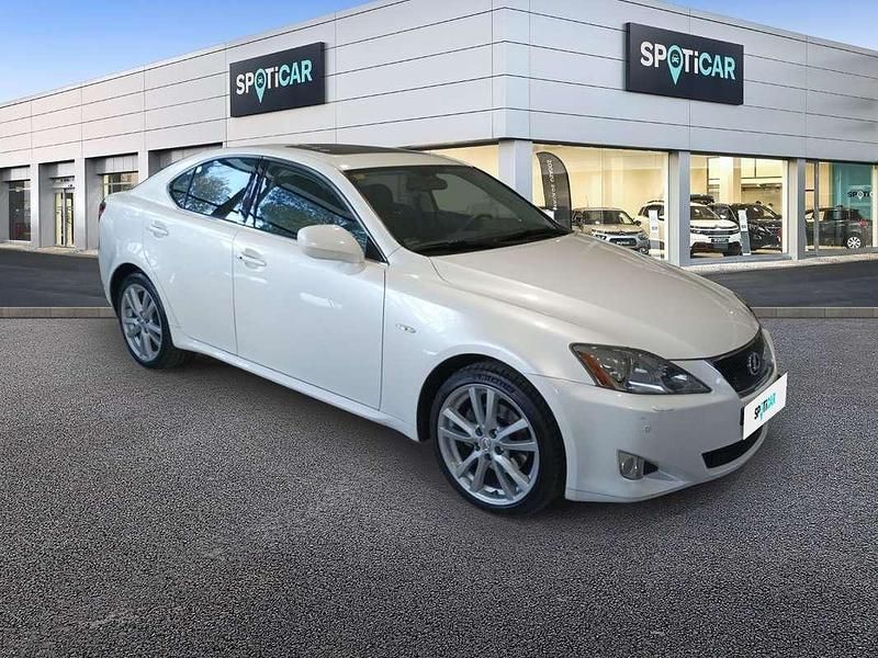 Usado Lexus IS220d Luxury Line 177 CV (130 kW) 2007 Blanco Berlina