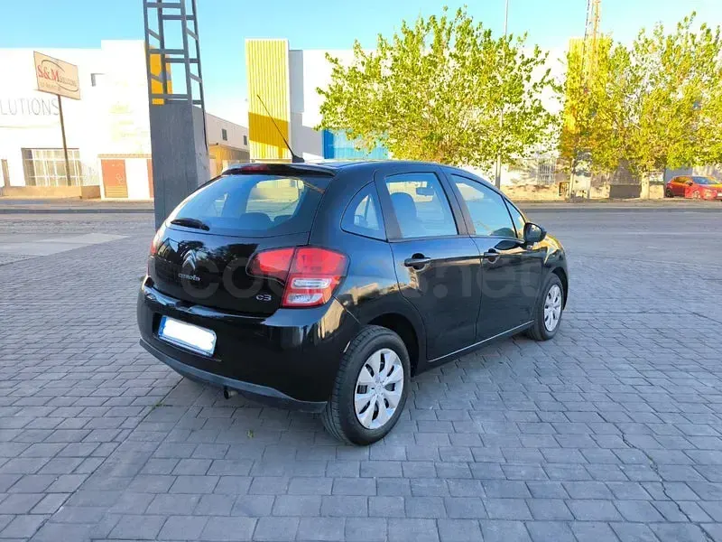 Usado Citroën C3 70 CV (51 kW) 2010 Negro Berlina