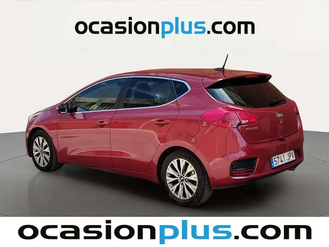 Usado Kia Ceed GT 136 CV (100 kW) 2016 Rojo Utilitario
