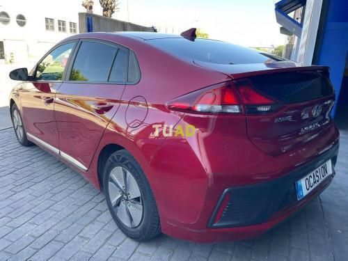 Usado Hyundai Ioniq 141 CV (103 kW) 2021 Rojo Utilitario