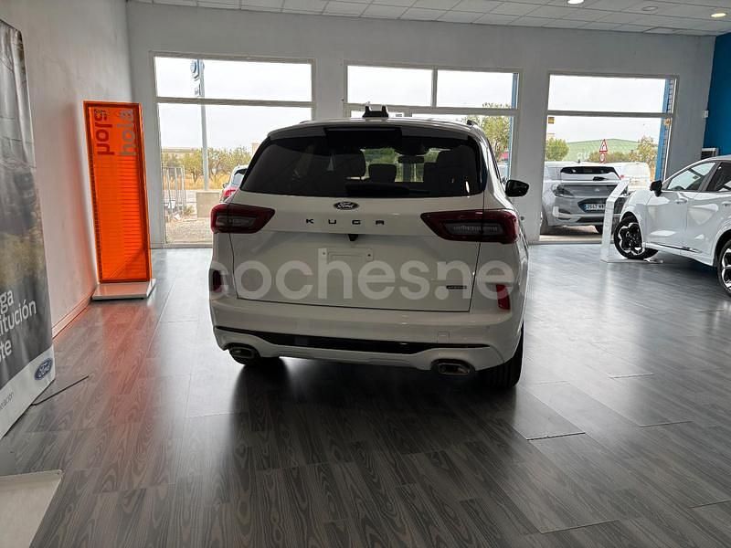 Nuevo Ford Kuga ST-Line X 243 CV (178 kW) 2025 Blanco SUV