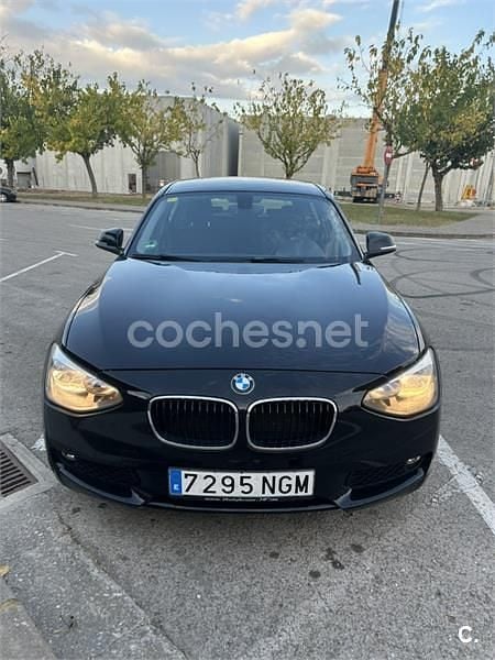 Usado BMW 116 122 CV (89 kW) 2012 Negro Utilitario