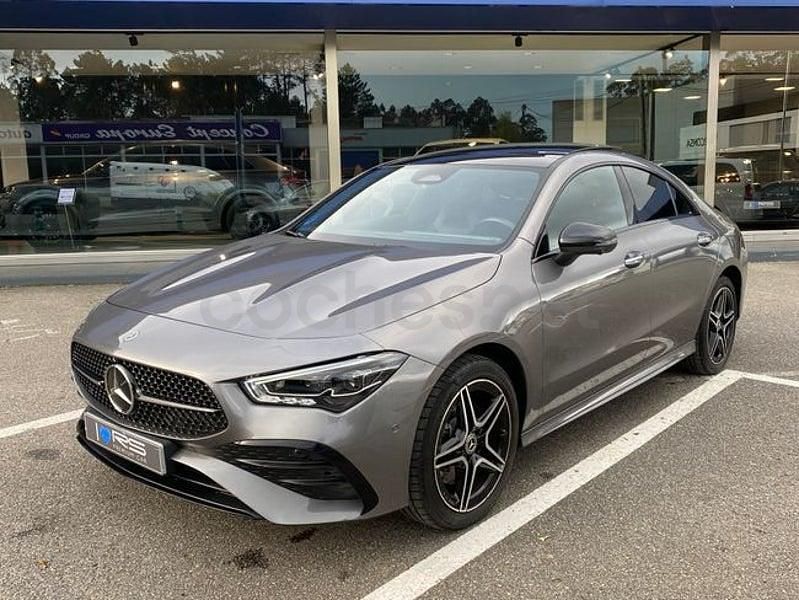 Usado Mercedes CLA250e 218 CV (160 kW) 2023 Gris / plata Berlina