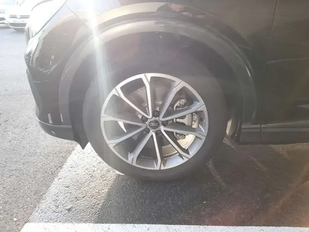 Usado Audi Q4 e-tron Sport 210 kW (286 CV) 2025 Negro SUV